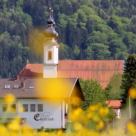 Otel Kleines Edeltraud Aschau im Chiemgau