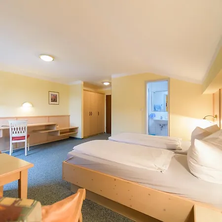 Kleines Edeltraud Hotell Aschau im Chiemgau