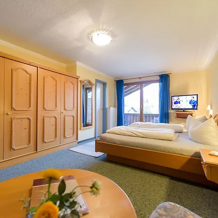 Hotell Kleines Edeltraud 2*