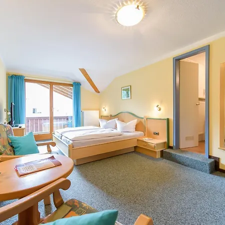 Hotell Kleines Edeltraud 2*